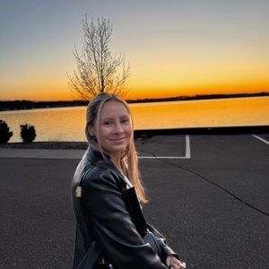 Meet your Posher, Camille